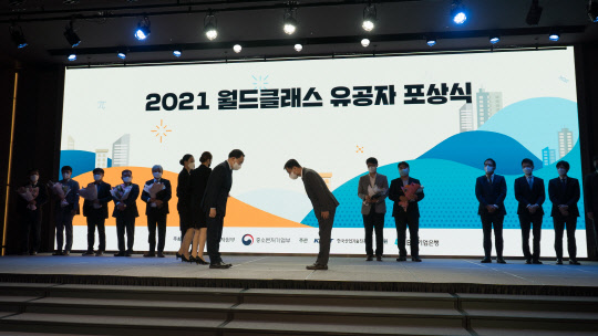 오스템임플란트.